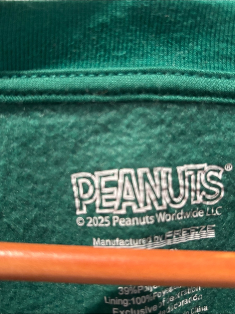 Peanuts Green Snoopy Doghouse Crewneck Sweatshirt - Picture 2 of 3